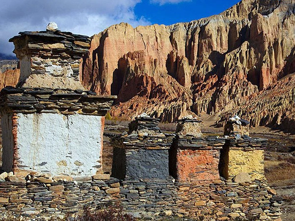 Lower Mustang Trek Cost