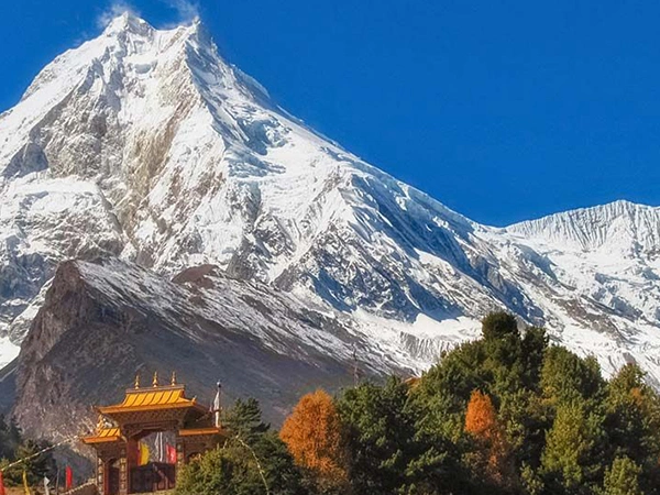Manaslu Circuit Trek for Seniors