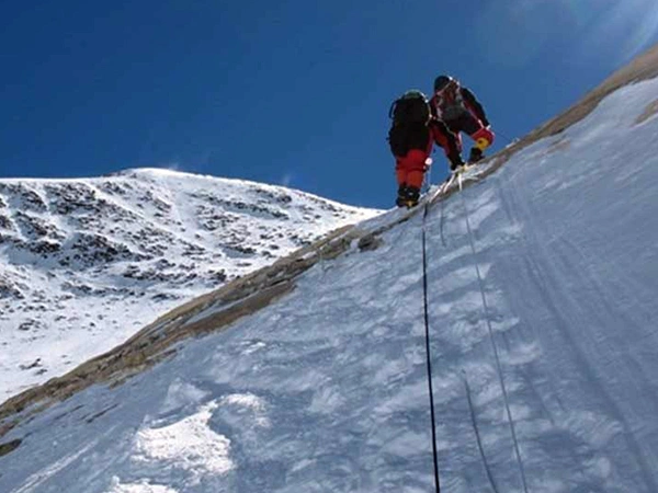 Rainbow Valley Everest