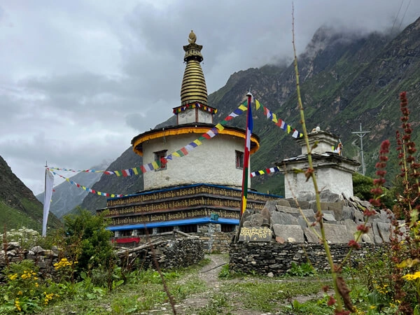 Trekking to the Manaslu Circuit in Nepal