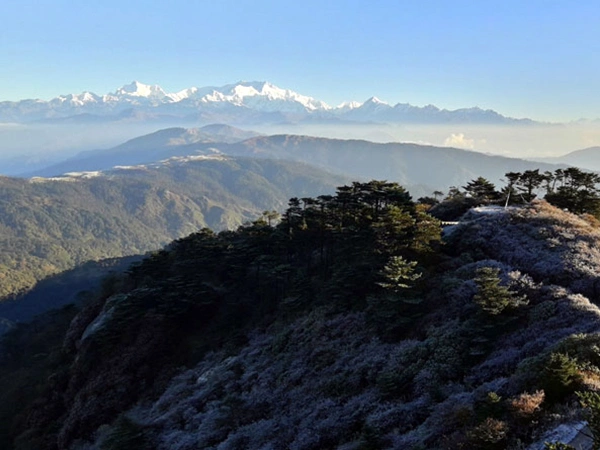 Trekking in Nepal in February