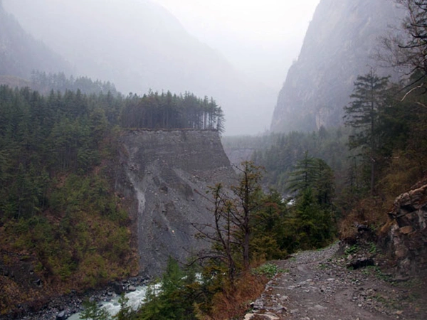 Trekking in Nepal in November