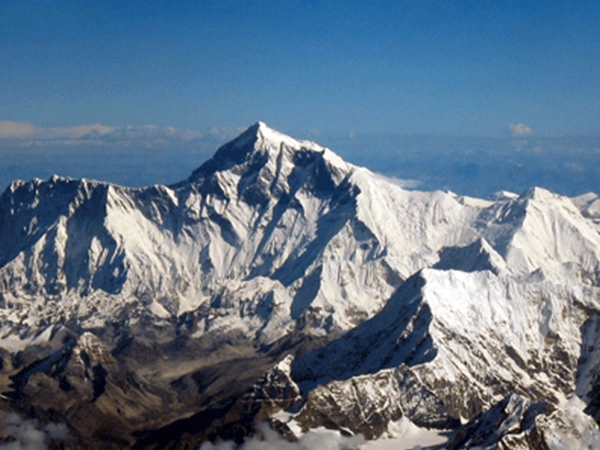 Where is Mount Everest Located?