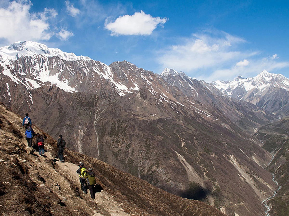 14 Days Tsum Valley Trek